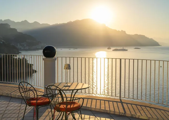 Le Terrazze - Adults OnlyAlbergo